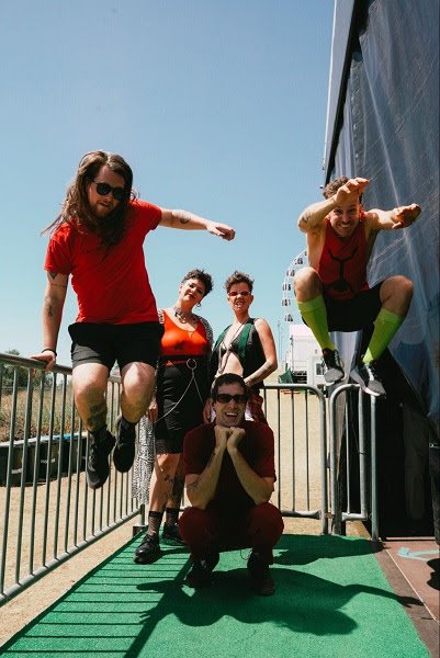Francisco, el Hombre comanda o bloco Calor da Rua, no carnaval de São Paulo