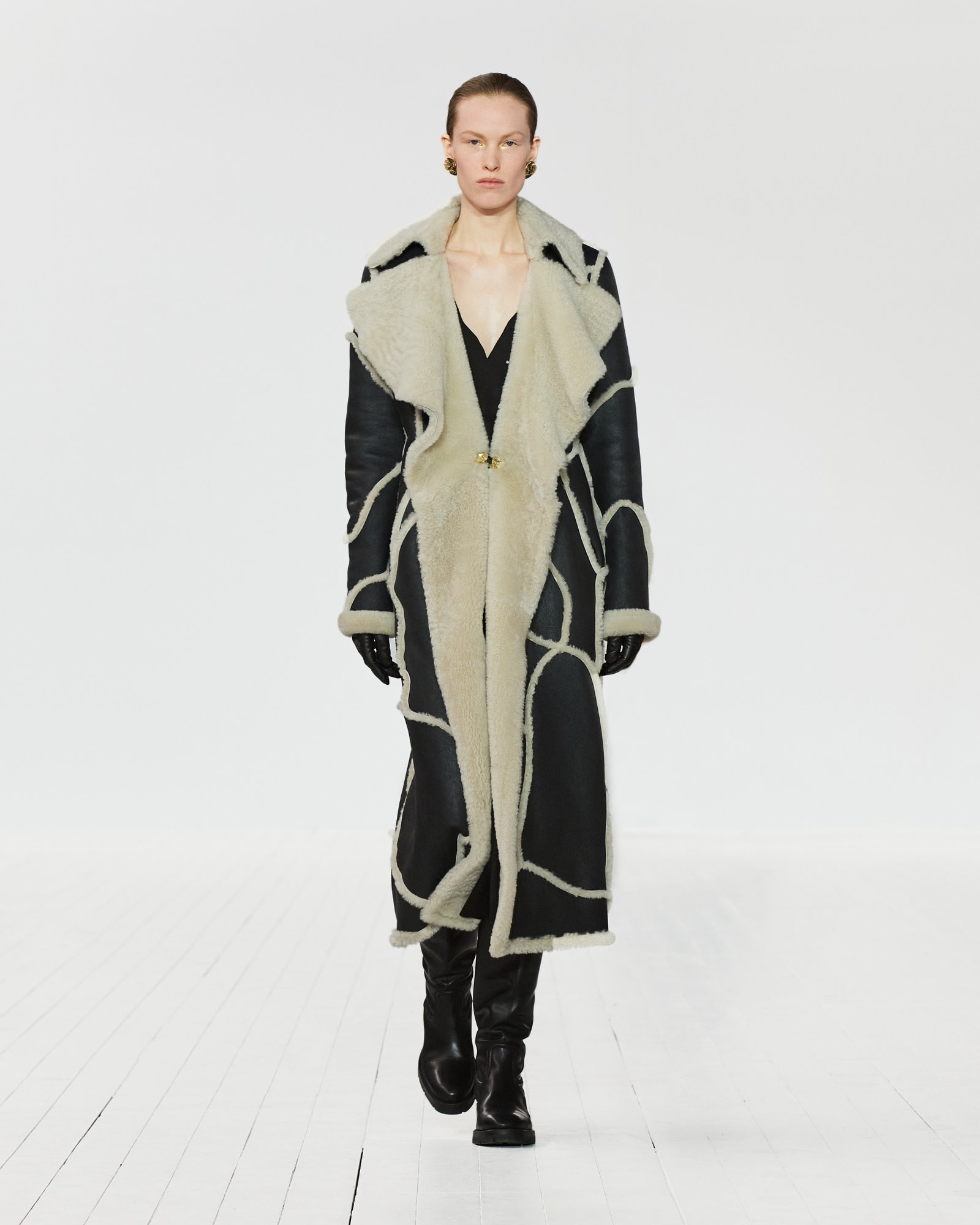 Chloé se inspira na arte barroca e no poder feminino em sua coleção de inverno 23 - imagem 5