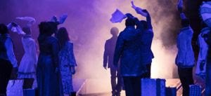 Espetáculo musical que tem como tema a trajetória de Chico Xavier estará em BH neste final de semana