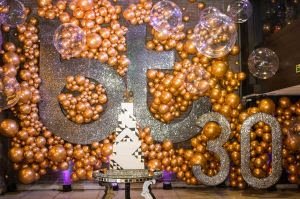 Gabi Martins e Rapha Sirena marcam presença no aniversário de 30 anos da Bodytech Eldorado