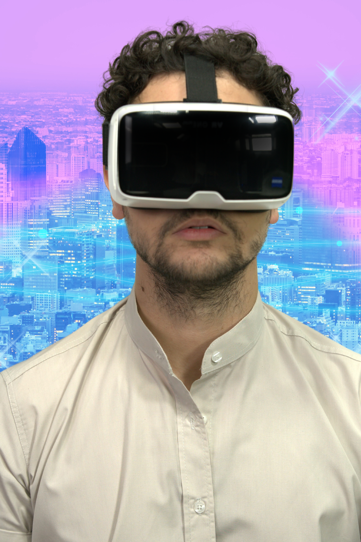 Luccas Papp e Thaís Falcão protagonizam peça que se inspira na realidade virtual