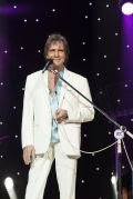 Roberto Carlos confirma duas datas no Teatro Positivo