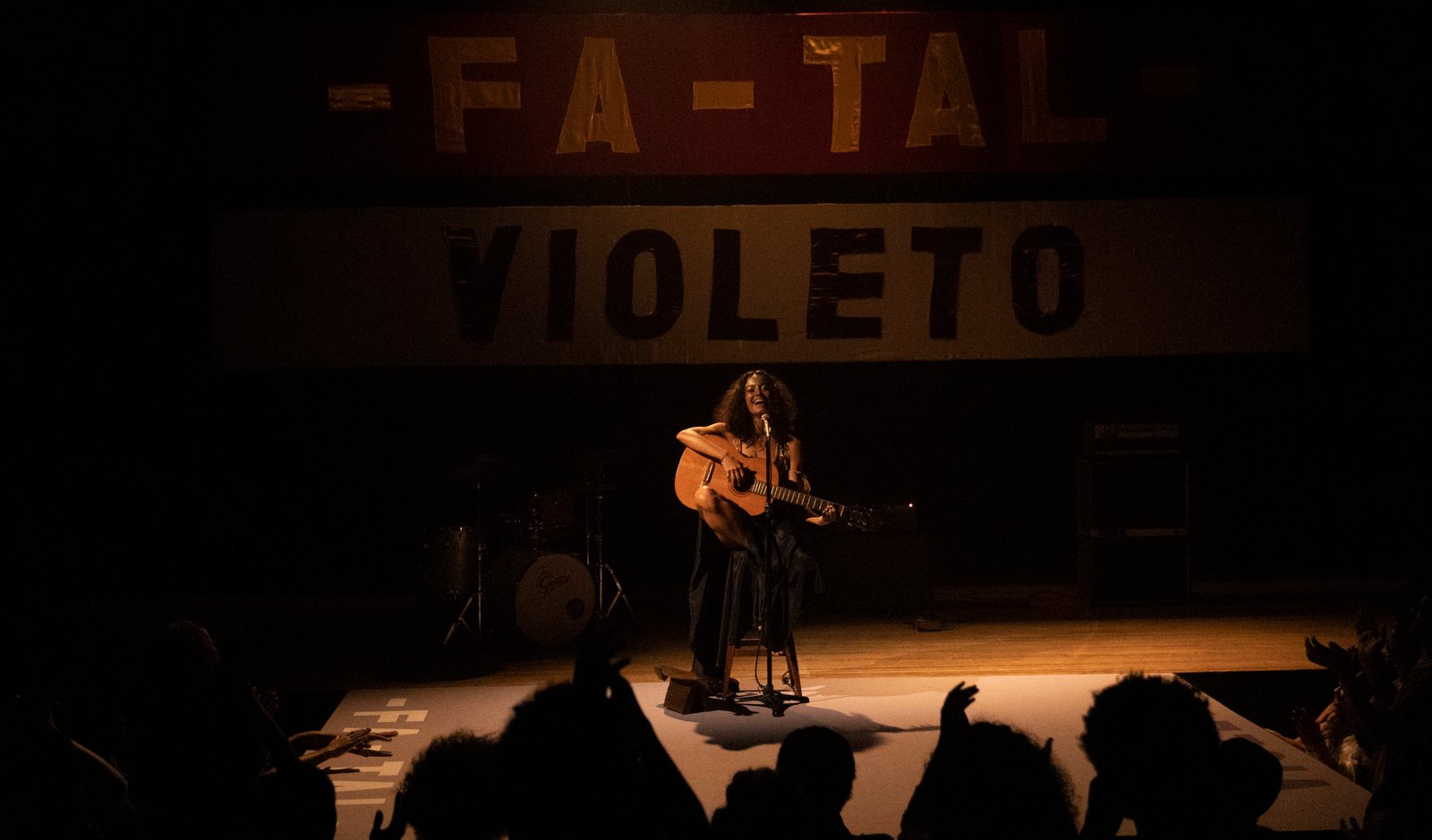 Veja novas fotos de "Meu Nome é Gal", com Sophie Charlotte, longa que tem nova data de estreia: 19/10 nos - imagem 2