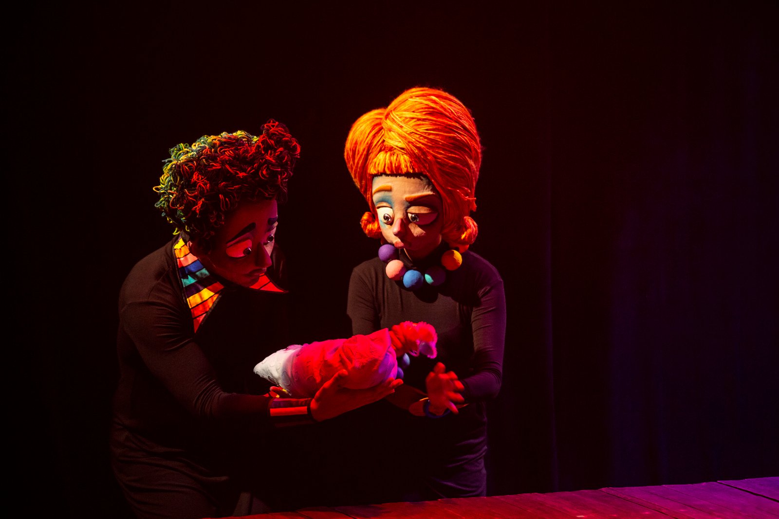 Artesanal Cia de Teatro estreia o espetáculo AZUL noCentro Cultural Banco do Brasil Rio de JaneiroDe 13 de - imagem 4