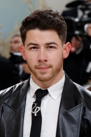 Estrelas Brilham usando BVLGARI no Met Gala 2023 - imagem 20