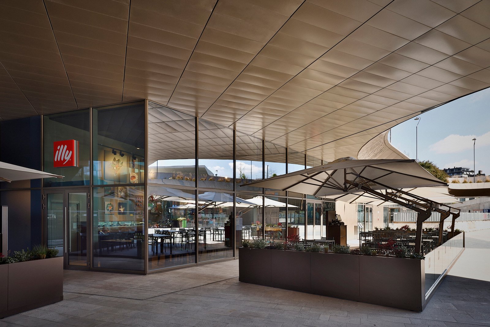 illycaffè abre uma nova flagship store no CityLife de Milão - imagem 7