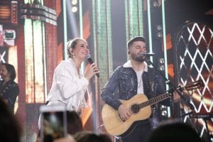 Mariana e Mateus lançam o Vol. 5 do DVD "Ao Vivo em Goiânia" com mais três faixas