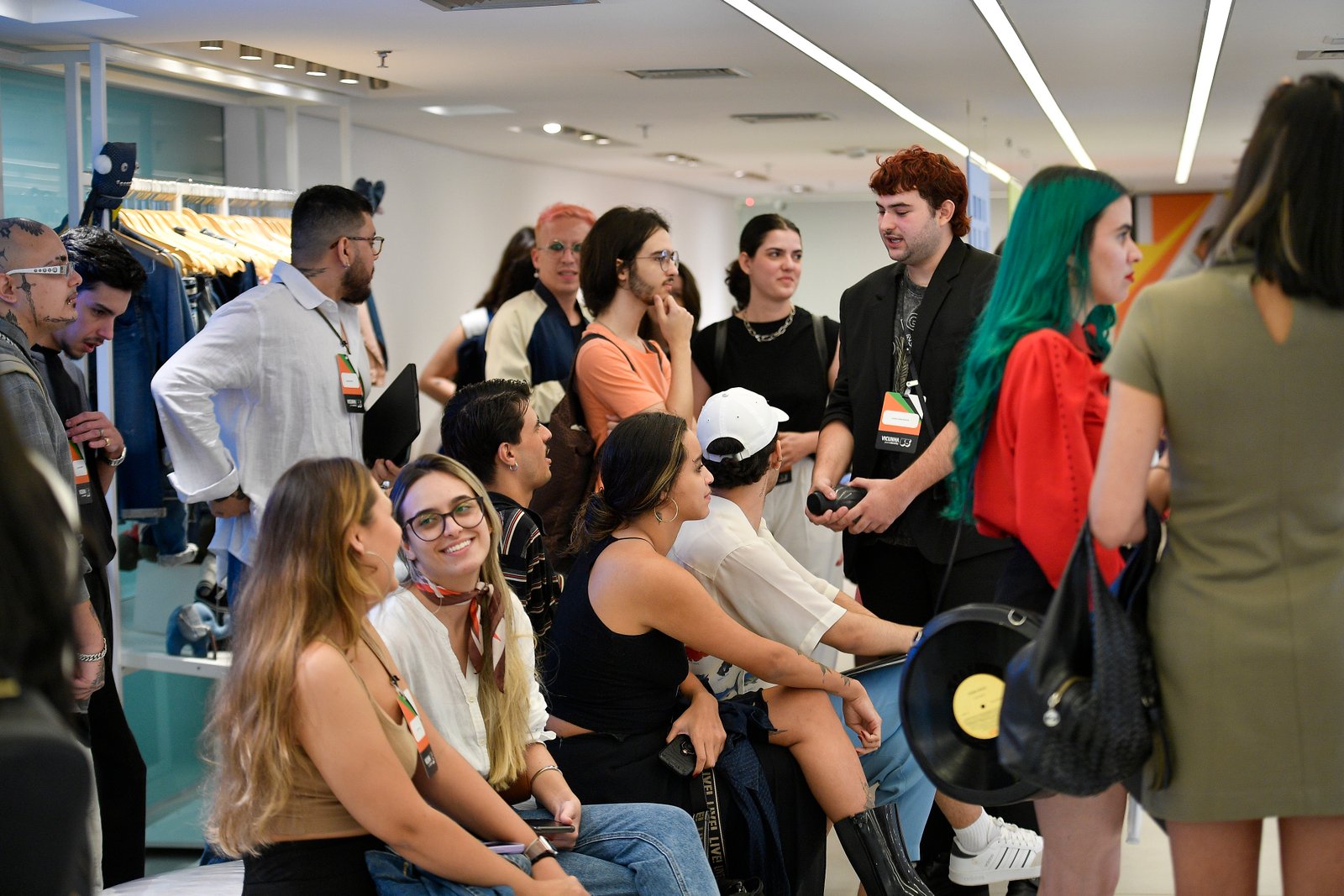 Pierre Cardin Young Designers Contest e Vicunha se unem para workshop
