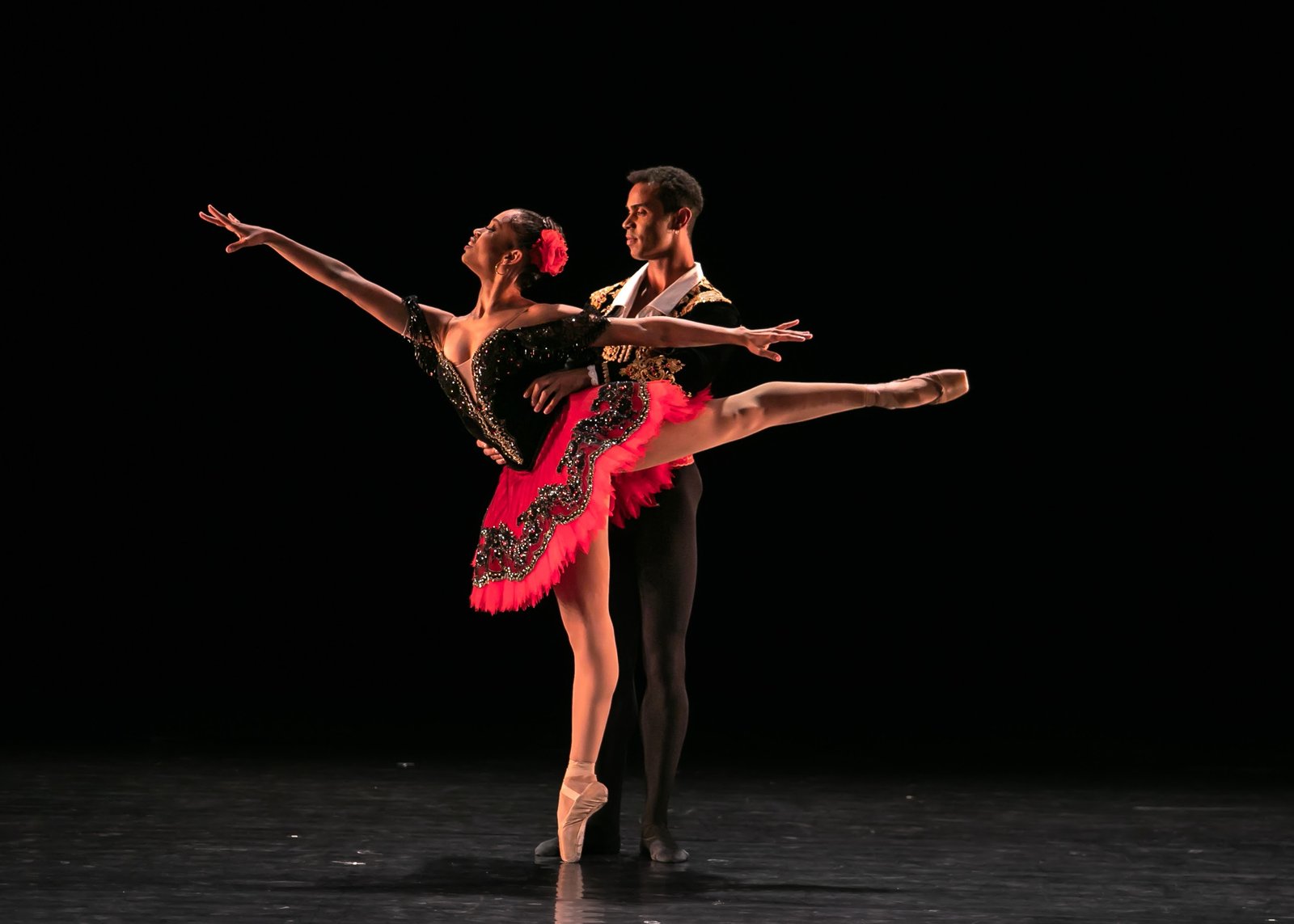 SÃO PAULO COMPANHIA DE DANÇA PARTICIPA DO IV FESTIVAL DE DANÇA DE SÃO SEBASTIÃO – TODAS AS DANÇAS - imagem 2