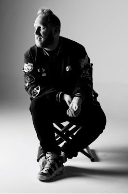 Gavin James lança o novo single “Eyes Wide Open” para a novela das 21h, Terra e Paixão, da Globo - imagem 4
