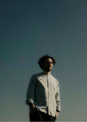 George FitzGeraldRevela novo single “Not As I”EP com o mesmo nome disponível dia 9 de JunhoEdição Limitada de - imagem 2