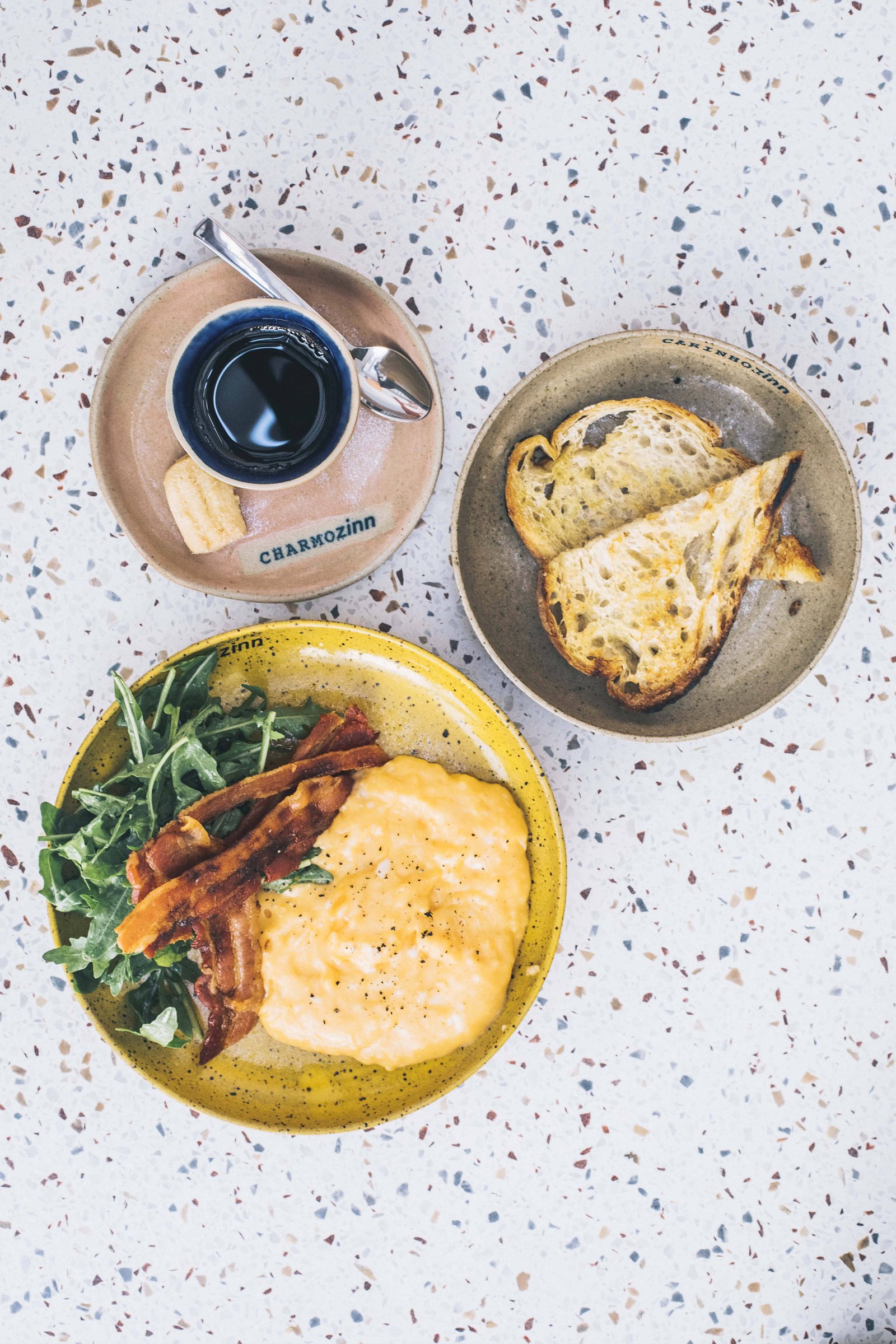 Café Zinn amplia seu menu com Brunch completo para dois