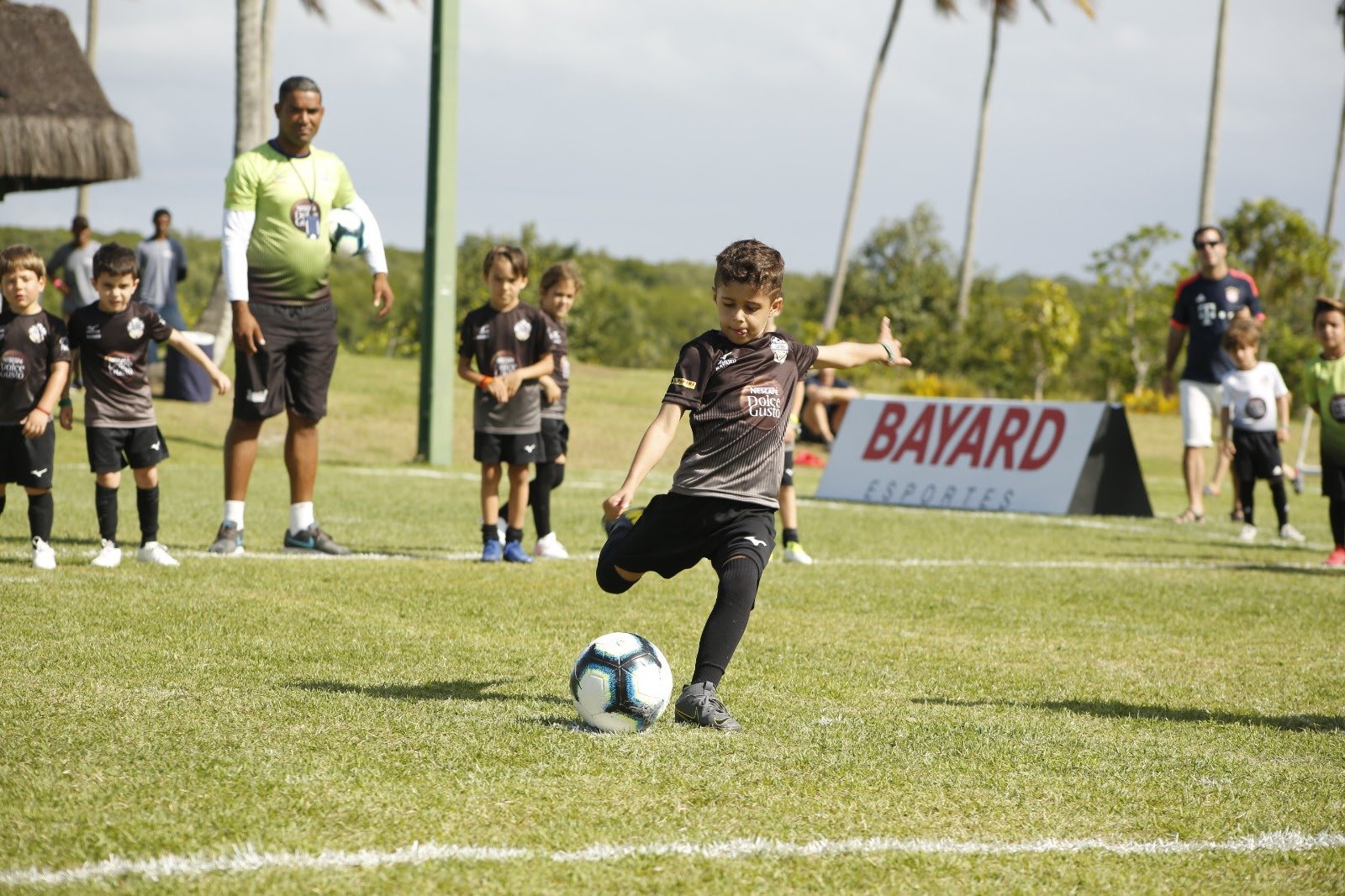 Caioba Soccer Camp Comandatuba 2023 “Eu, Tu, Elas - imagem 4