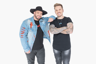 Felipe e Rodrigo celebram 1 ano do projeto “No Sentimento”
