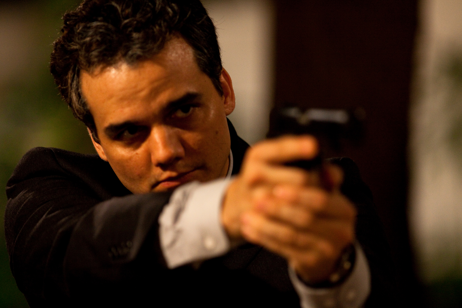 Megapix exibe programa com os dois filmes da franquia ‘Tropa de Elite’, com Wagner Moura, nesta quarta (26) - imagem 2