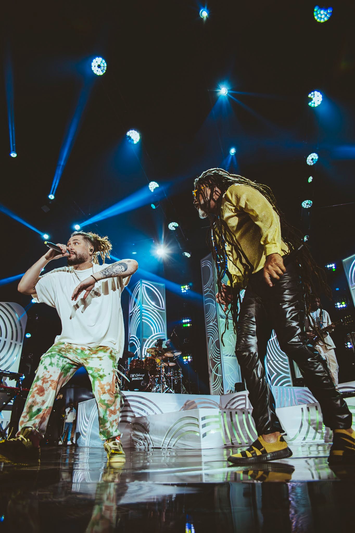 NA VÉSPERA DO DIA INTERNACIONAL DO REGGAE, MANEVA INICIA A SÉRIE DE LANÇAMENTOSDO NOVO DVD, “TUDO VIRA REGGAE - imagem 4