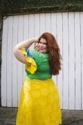 Para torcer pela Seleção Feminina: looks plus size com as cores verde, amarelo, azul e branco - imagem 5