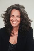 Simone, uma das maiores intérpretes brasileiras, é a nova personagem do Mundo Bita no lançamento de "Cigarra" - imagem 4