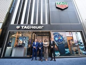 TAG Heuer celebra flagship na 5ª avenida em repleta de estrelas