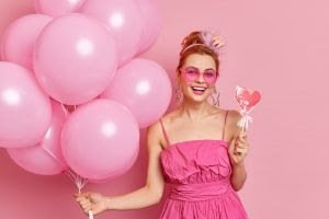 Tendência Barbiecore: confira produtos na cor do momento