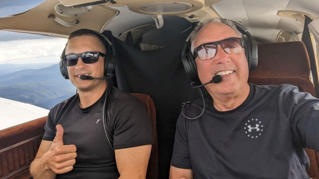 Um voo por 48 Estados em menosde 48 horas: pilotos da Delta buscamo recorde mundial do Guinness