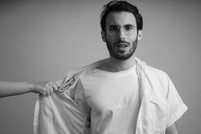 Pedro Autz divulga clipe de “Nem Todo Amor” - imagem 2