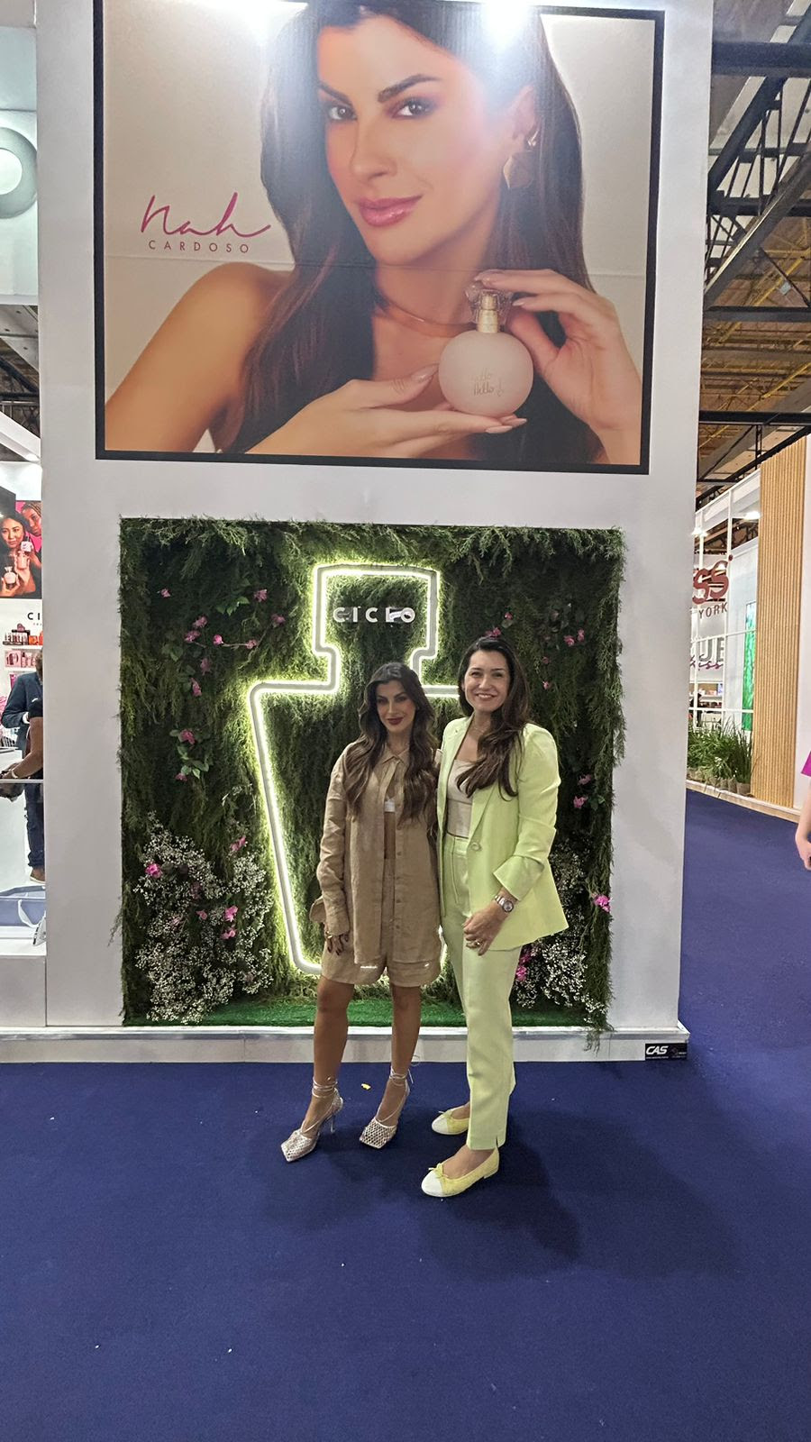 Ciclo Cosméticos recebe Nah Cardoso durante a Beauty Fair
