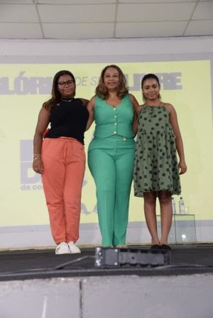 Filhas de Glória Maria entregam premiação aos vencedores do 8 Festival Afrominuto, na Universidade Zumbi dos - imagem 3