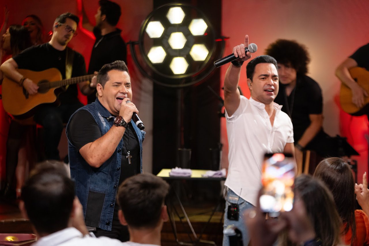 Cleiton & Camargo lançam “Meu Ponto Fraco” nesta sexta-feira, 01 - imagem 2