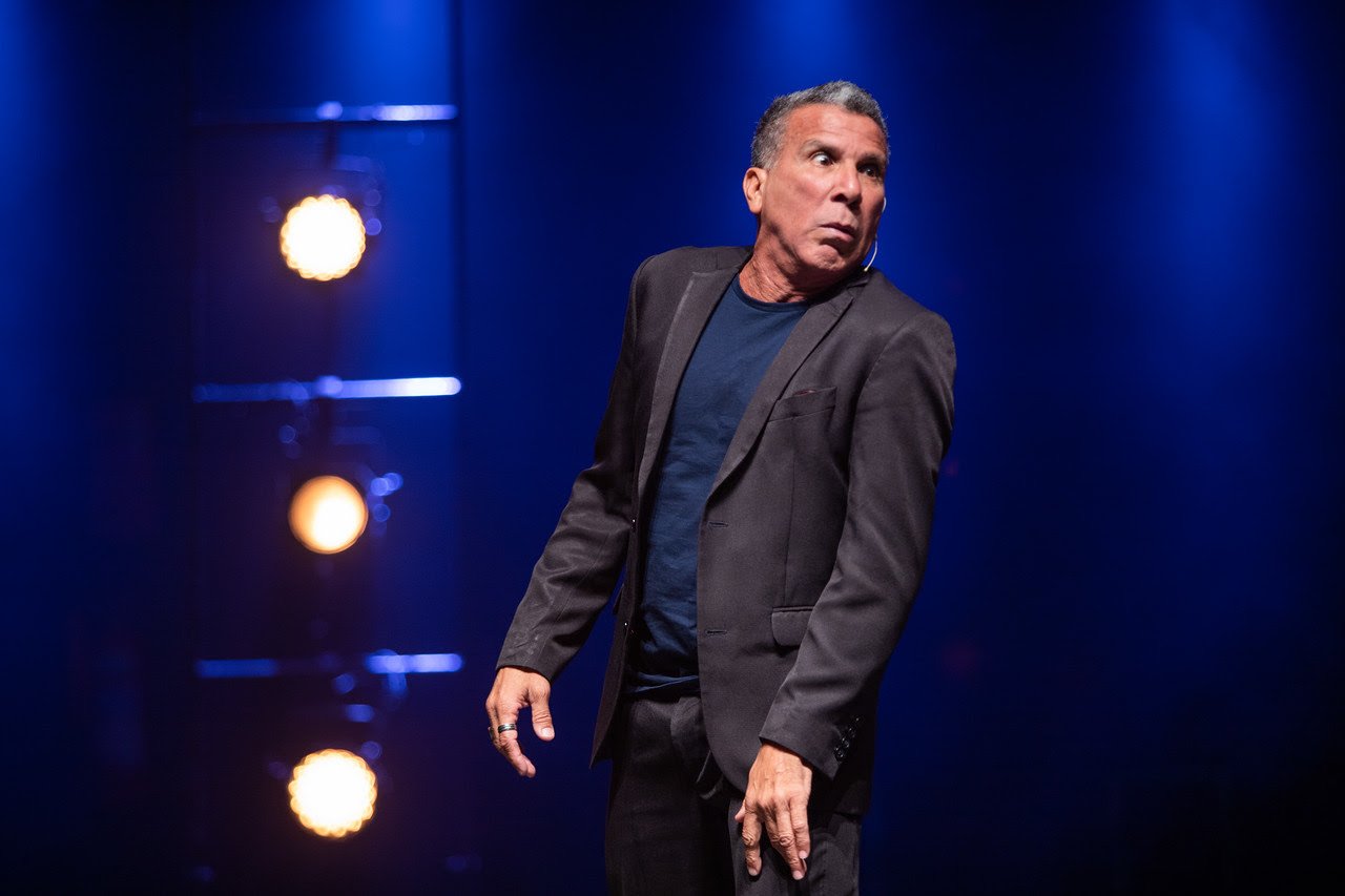 Hoje Eri Johnson estreia comédia no Teatro Prio, com três apresentações únicas - imagem 2