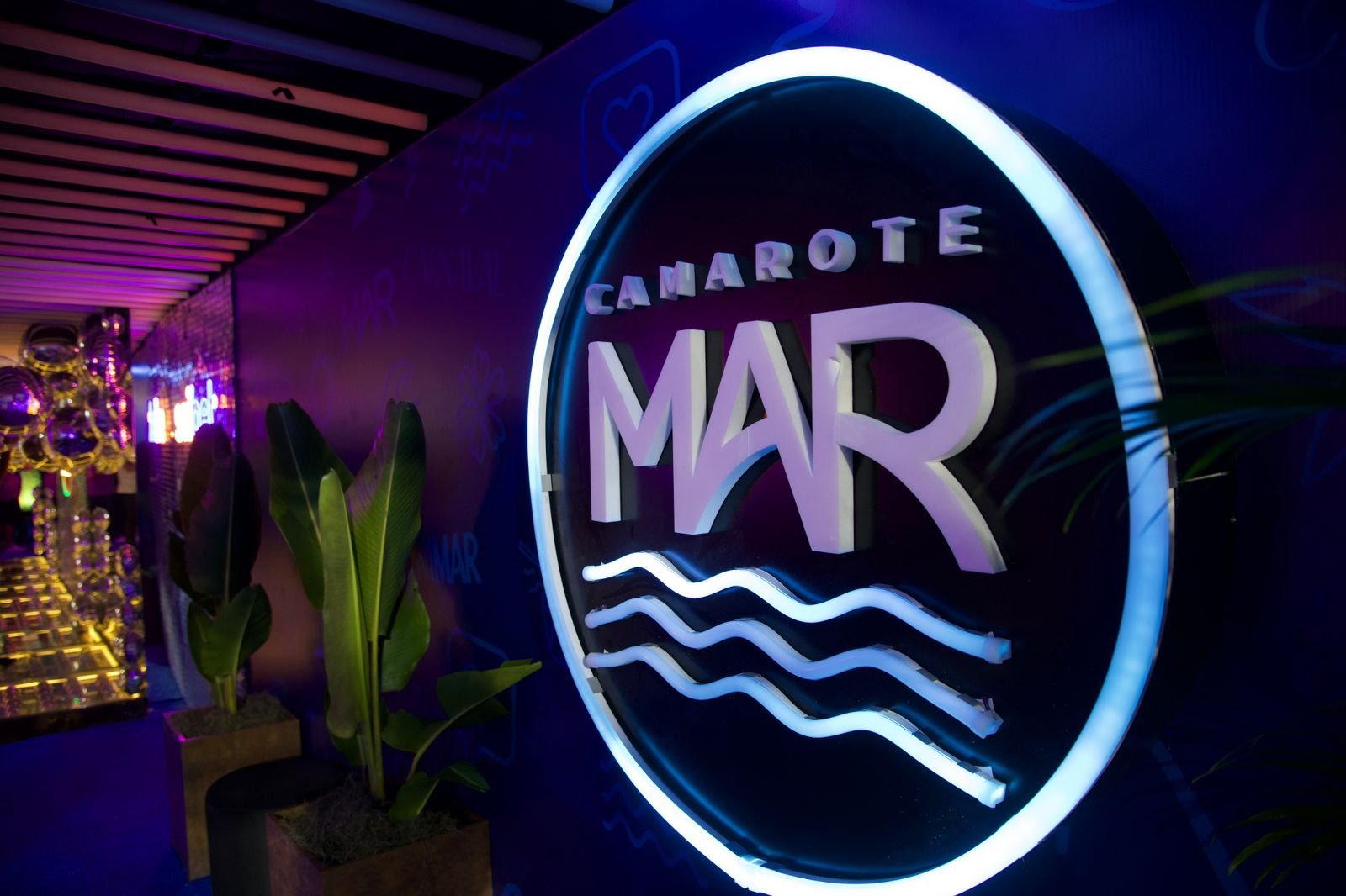 Dono da maior varanda da Sapucaí, Camarote MAR chega ao quarto ano com a experiência completa do carnaval