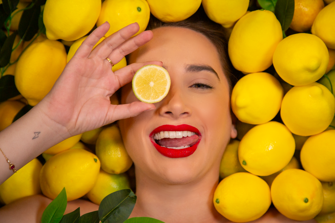 Manola refresca o verão com o EP "Picolé de Limão"