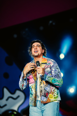 Nattan anuncia retorno triunfante aos palcos a partir do dia 9 de março