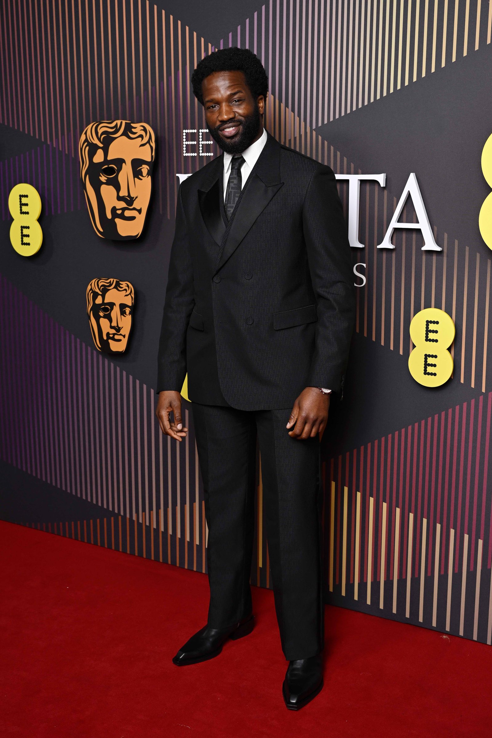 Sope Dirisu e Marisa Abela de FENDI no BAFTA - imagem 2
