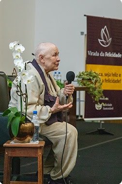 Virada da Felicidade 2024 ganha novo formato e traz palestrantes internacionais
