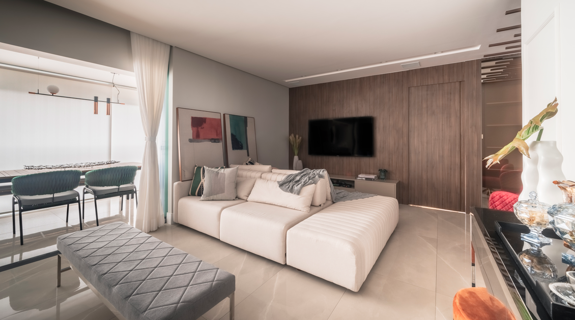 Base sóbria, destaques cromáticos e materiais nobres definem apartamento de 127 m2 - imagem 5