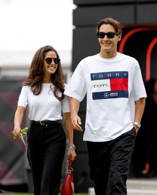 Lewis Hamilton, George Russell, Mick Schumacker e Doriane Pin vestiram Tommy Hilfiger durante o Grand Prix do - imagem 3