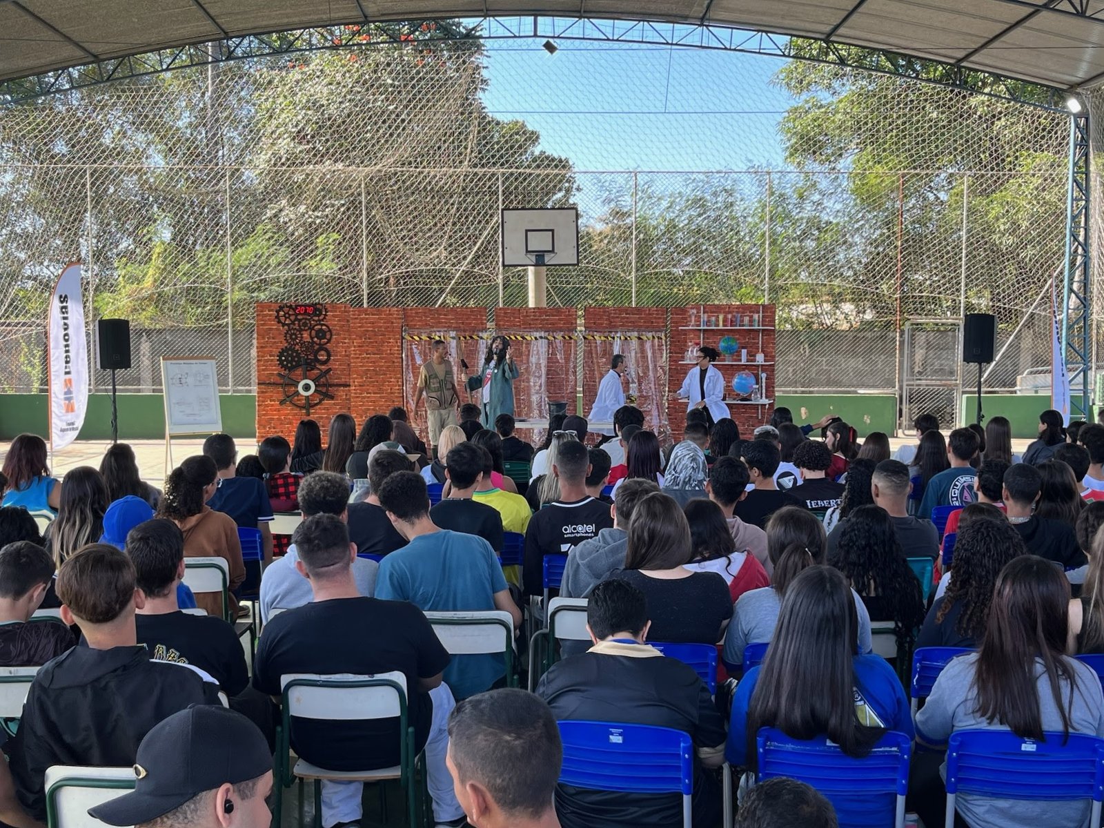 Espetáculo teatral Água à Vista sensibiliza estudantes sobre preservação da água - imagem 2