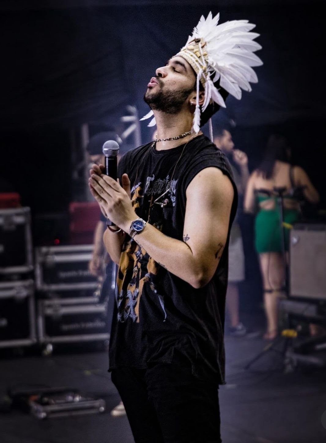 Henry Freitas atrai multidão em seu primeiro show em Manaus