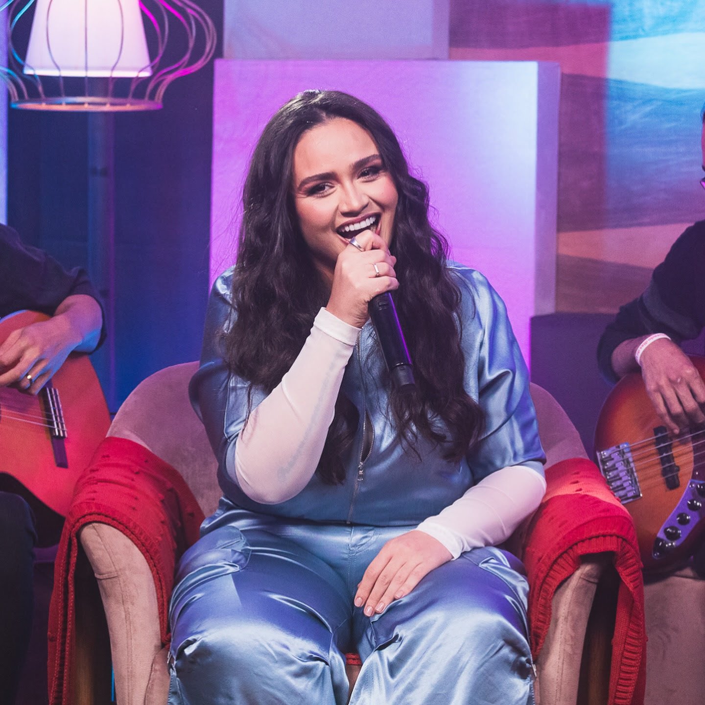 Luiza Martins bate 1 milhão de plays no Spotify com “Playlist Safada”