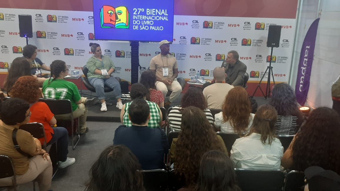 Matthias Grenzer, tradutor da Paulinas, participa do Papo de Mercado da Bienal Internacional do Livro de São