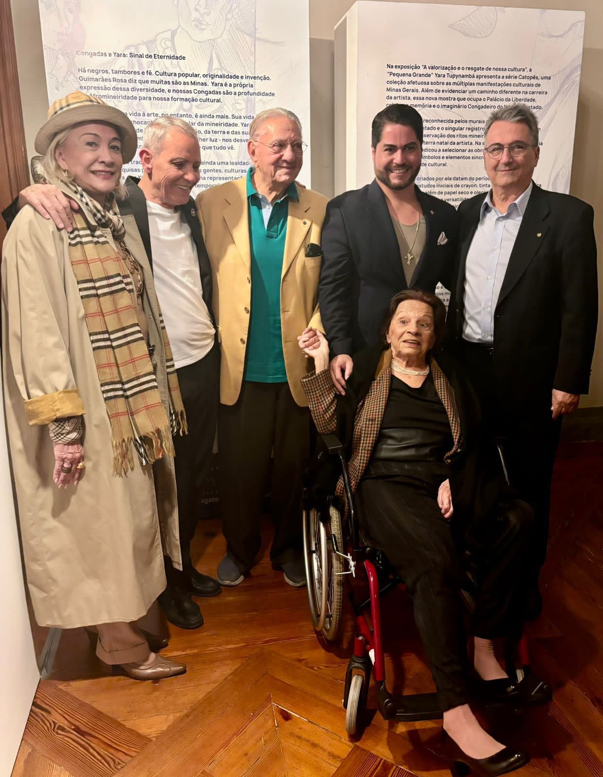 Yara Tupynambá recebe convidados no Palácio da Liberdade