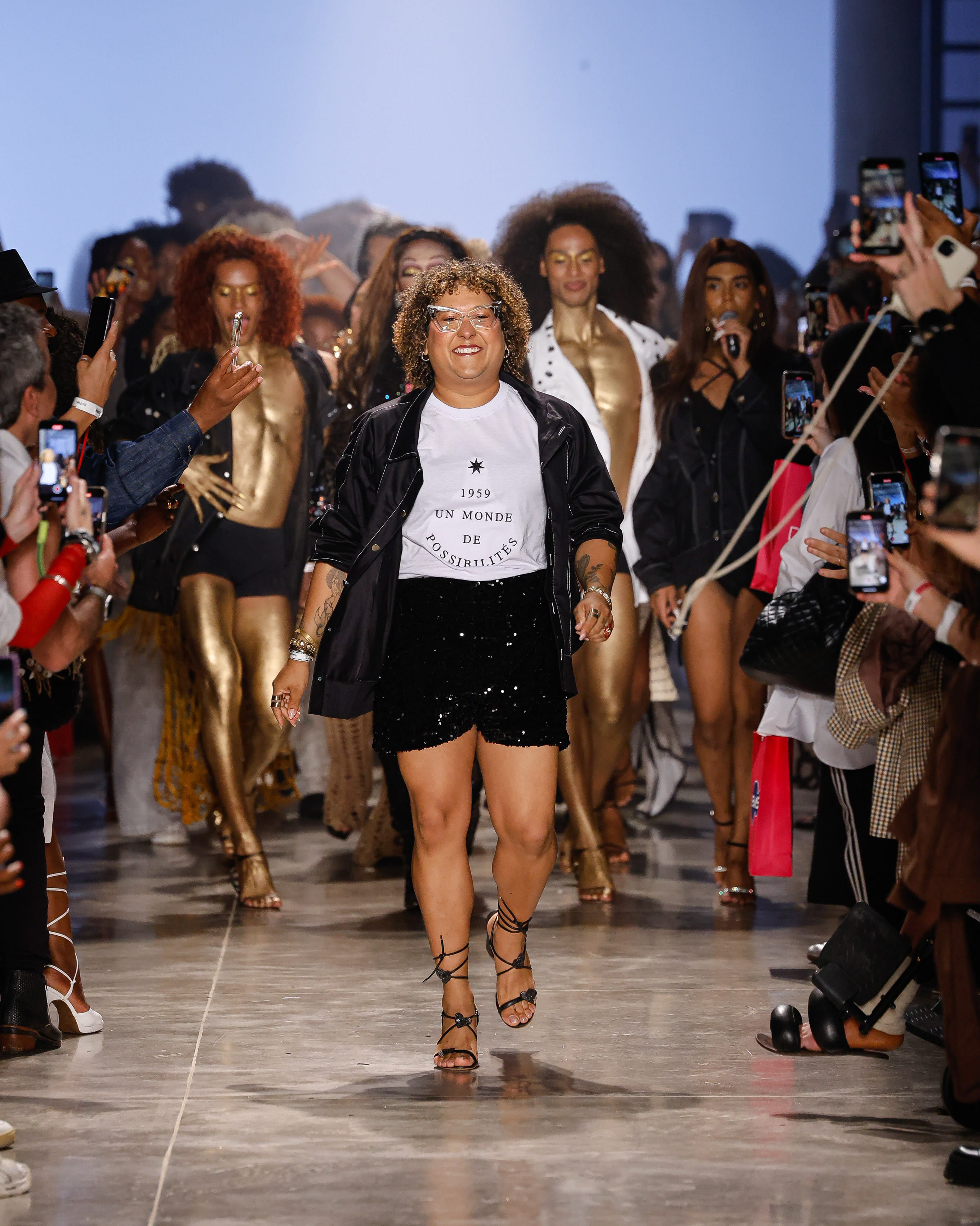 CHANDON E ISA SILVA CELEBRARAM A MODA BRASILEIRA E O ESPÍRITO DE COMUNIDADE EM UMA COLLAB INÉDITA NO SPFW ED.