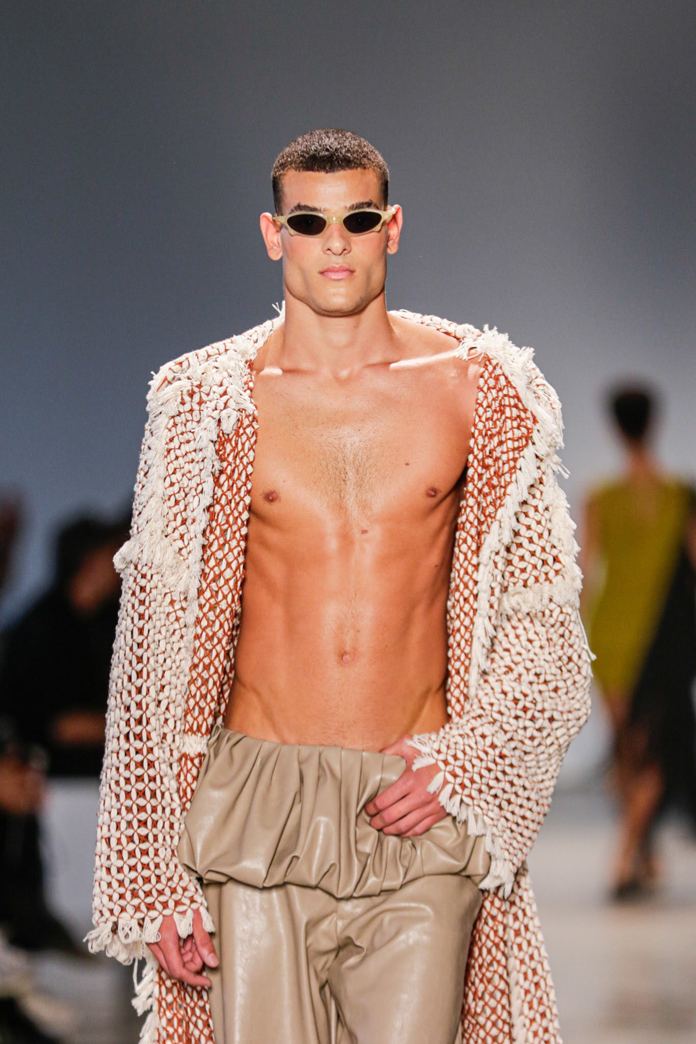 David Lee desfila no SPFW