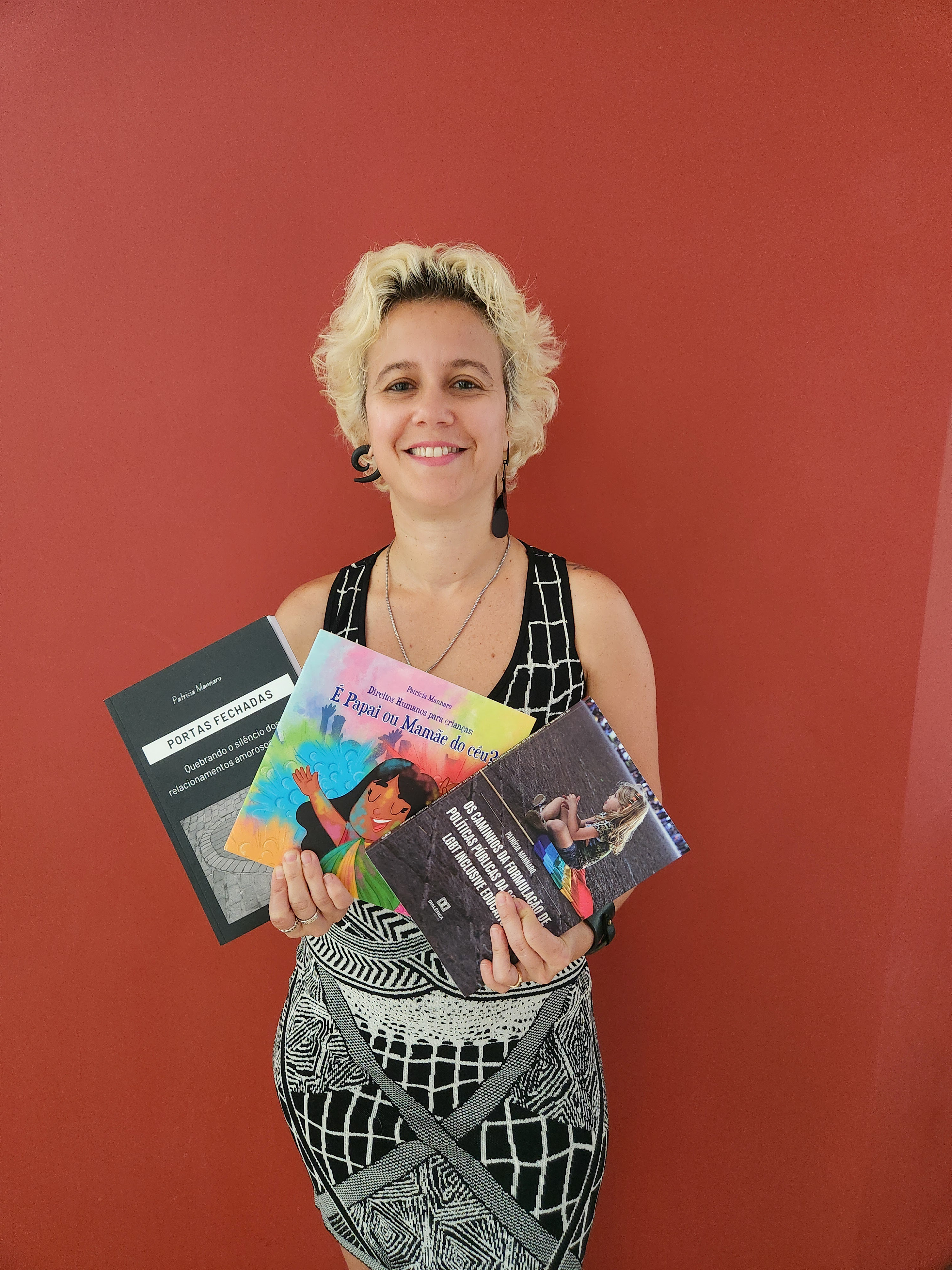Flip 2024: especialista em diversidade Patrícia Mannaro lança livro que dá voz a experiências de abuso e