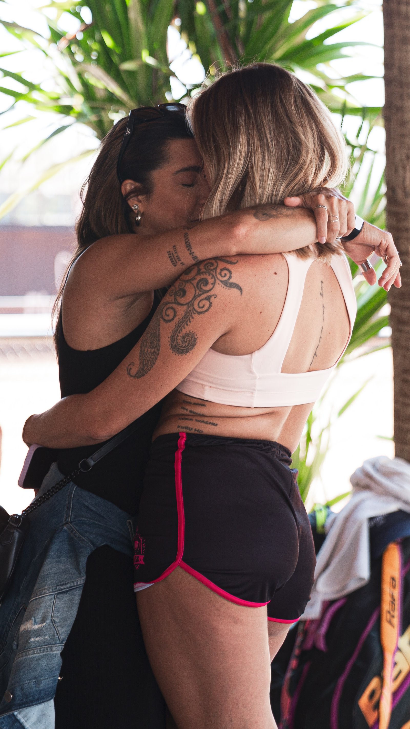 Tati Dias e Lauana Prado prestigiam campeonato de futevôlei em São Paulo - imagem 2