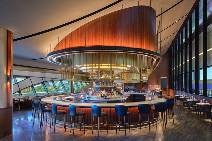 Novo Delta One Lounge no aeroporto de Boston oferece refeições requintadas com um toque marítimo - imagem 3