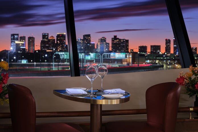 Novo Delta One Lounge no aeroporto de Boston oferece refeições requintadas com um toque marítimo - imagem 6
