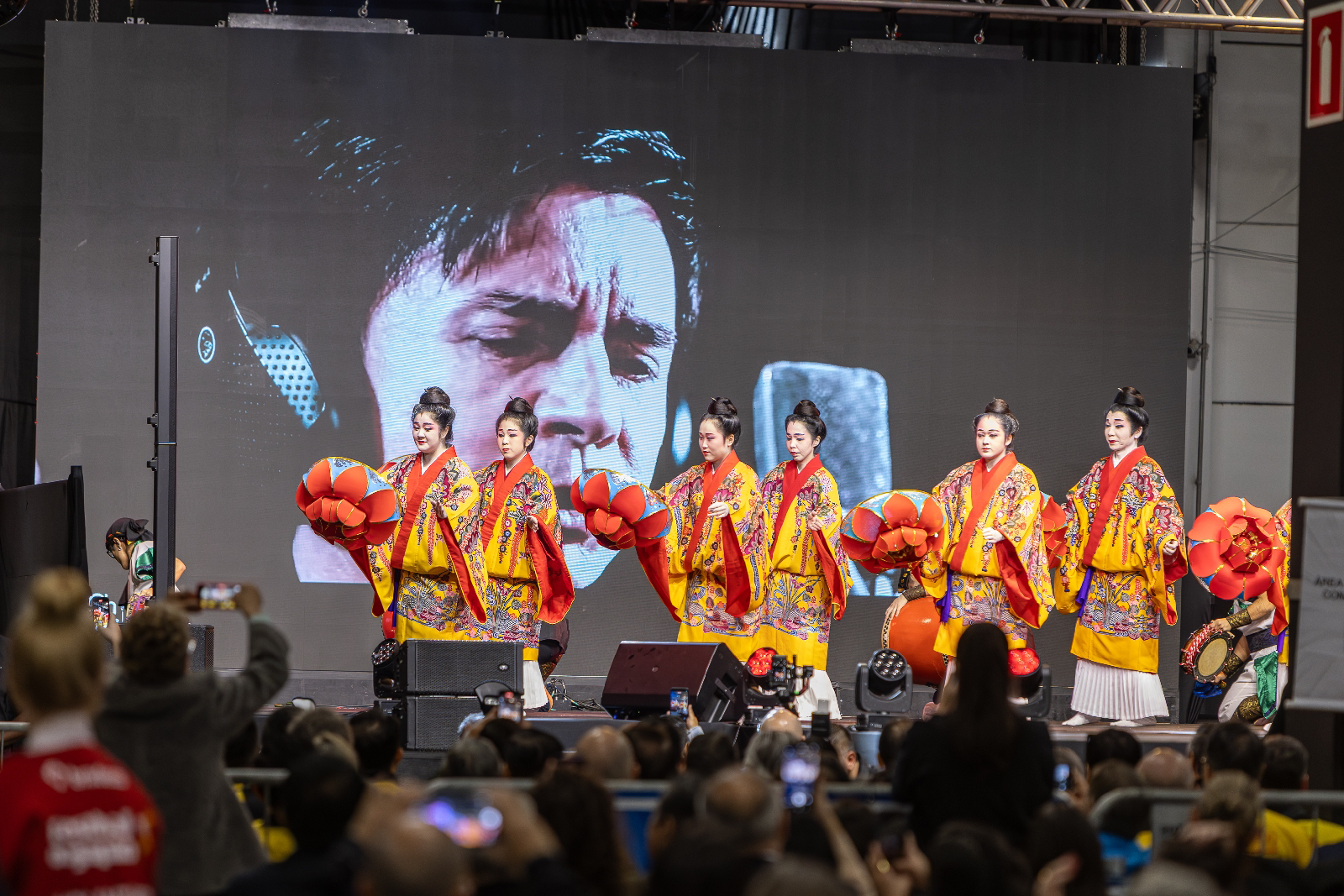 Lançamento da Música “Nada Sou”, interpretação bilíngue de Chitãozinho & Xororó e da banda japonesa BEGIN